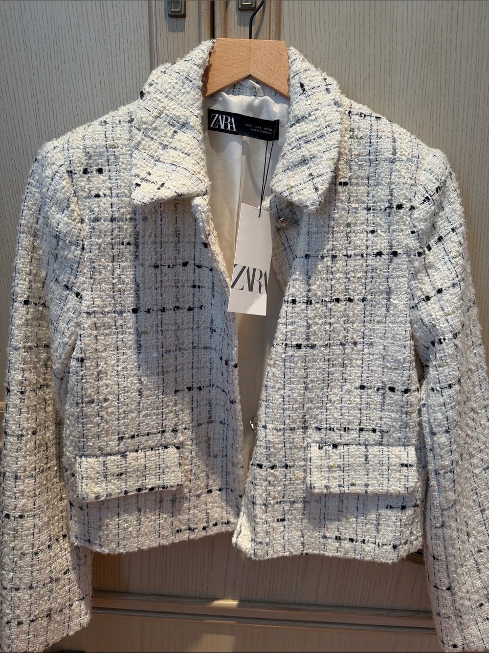 Zara White Tweed Cropped Blazer with Black Windowpane